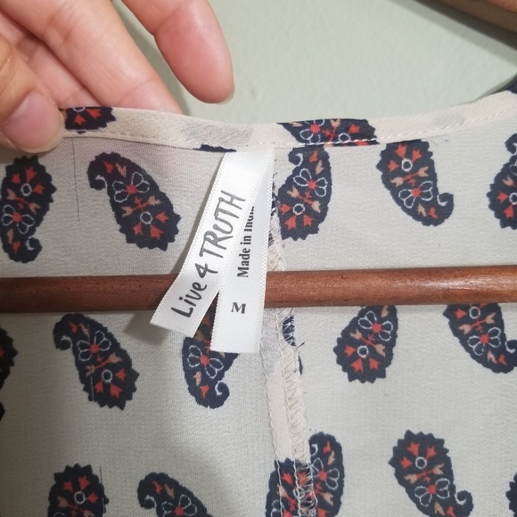 Live 4 Truth long kimono size M - Picture 5 of 6